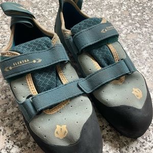 Evolv Elektra Women's Rock Climbing Bouldering Shoes Jade Seapine Slip-On Size 7